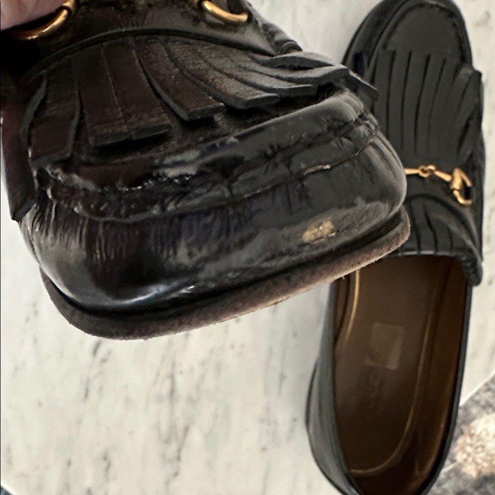 Gucci Size 40 Black Kiltie Leather Loafers with Gold Horsebit - Picture 9 of 9
